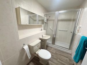 Photo 16- click for photo gallery